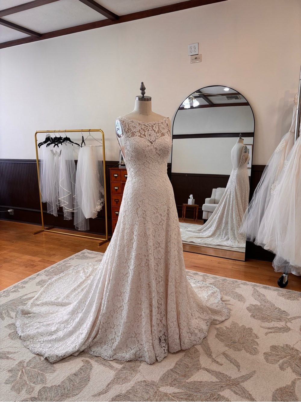 Paloma Blanca Lace A-Line Wedding Dress in Ivory